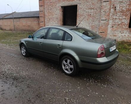 Зеленый Фольксваген Пассат, объемом двигателя 1.8 л и пробегом 270 тыс. км за 3600 $, фото 1 на Automoto.ua