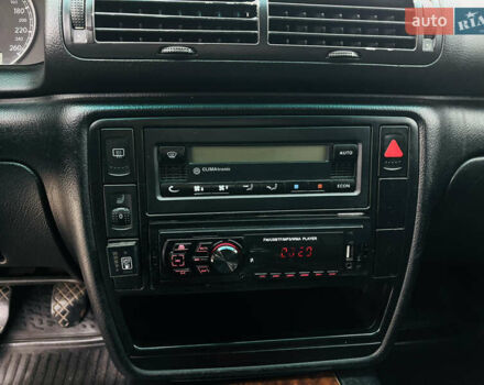 Зеленый Фольксваген Пассат, объемом двигателя 1.78 л и пробегом 365 тыс. км за 3800 $, фото 24 на Automoto.ua