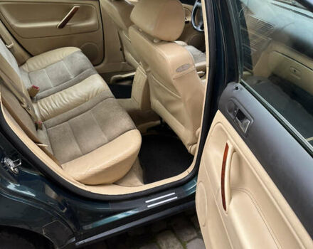 Зеленый Фольксваген Пассат, объемом двигателя 2.5 л и пробегом 273 тыс. км за 3899 $, фото 12 на Automoto.ua