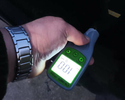 Зелений Фольксваген Пассат, об'ємом двигуна 1.6 л та пробігом 164 тис. км за 6499 $, фото 2 на Automoto.ua