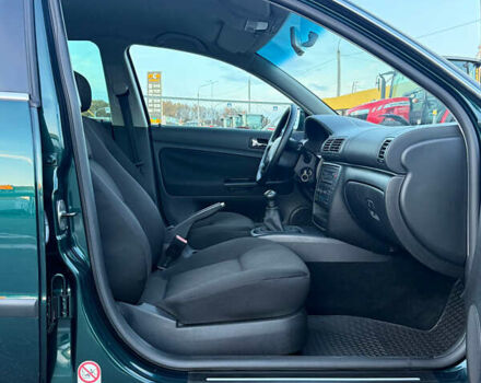 Зелений Фольксваген Пассат, об'ємом двигуна 1.6 л та пробігом 164 тис. км за 6499 $, фото 64 на Automoto.ua