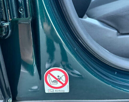 Зелений Фольксваген Пассат, об'ємом двигуна 1.6 л та пробігом 164 тис. км за 6499 $, фото 67 на Automoto.ua