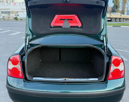 Зелений Фольксваген Пассат, об'ємом двигуна 1.6 л та пробігом 164 тис. км за 6499 $, фото 58 на Automoto.ua