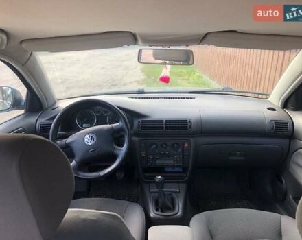 Зеленый Фольксваген Пассат, объемом двигателя 2.8 л и пробегом 340 тыс. км за 3800 $, фото 3 на Automoto.ua