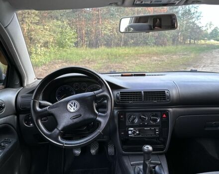 Зелений Фольксваген Пассат, об'ємом двигуна 2.8 л та пробігом 183 тис. км за 4750 $, фото 9 на Automoto.ua