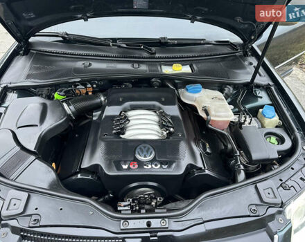 Зелений Фольксваген Пассат, об'ємом двигуна 2.77 л та пробігом 201 тис. км за 5000 $, фото 12 на Automoto.ua