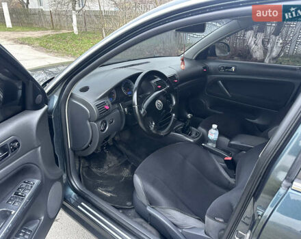 Зелений Фольксваген Пассат, об'ємом двигуна 2.77 л та пробігом 201 тис. км за 5000 $, фото 6 на Automoto.ua