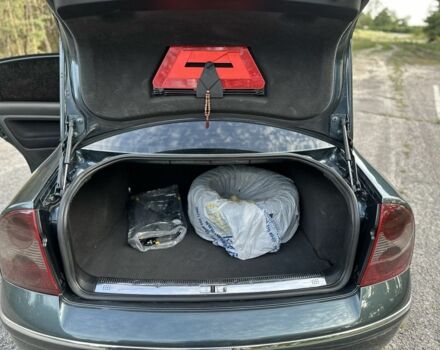 Зелений Фольксваген Пассат, об'ємом двигуна 2.8 л та пробігом 183 тис. км за 4750 $, фото 8 на Automoto.ua
