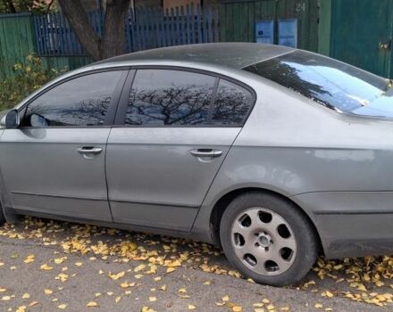 Зеленый Фольксваген Пассат, объемом двигателя 0 л и пробегом 327 тыс. км за 2700 $, фото 4 на Automoto.ua