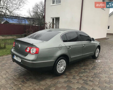 Зелений Фольксваген Пассат, об'ємом двигуна 1.98 л та пробігом 186 тис. км за 5800 $, фото 5 на Automoto.ua