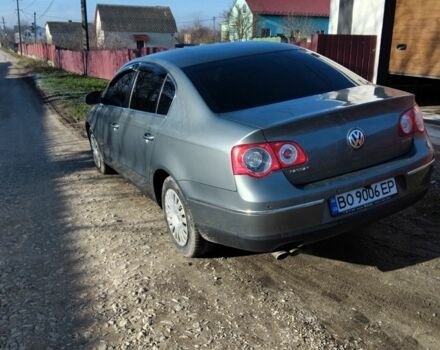 Зеленый Фольксваген Пассат, объемом двигателя 2 л и пробегом 185 тыс. км за 5000 $, фото 2 на Automoto.ua