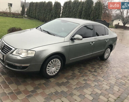 Зелений Фольксваген Пассат, об'ємом двигуна 1.98 л та пробігом 186 тис. км за 5800 $, фото 12 на Automoto.ua