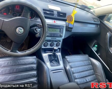 Зеленый Фольксваген Пассат, объемом двигателя 2 л и пробегом 250 тыс. км за 5200 $, фото 2 на Automoto.ua