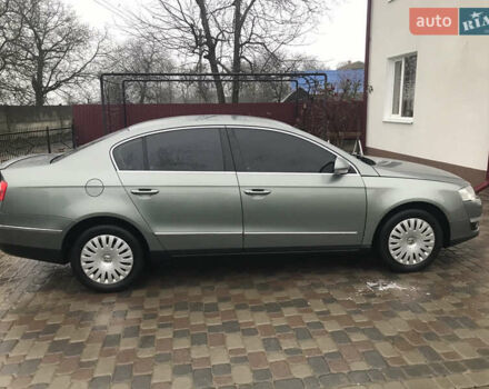 Зелений Фольксваген Пассат, об'ємом двигуна 1.98 л та пробігом 186 тис. км за 5800 $, фото 4 на Automoto.ua
