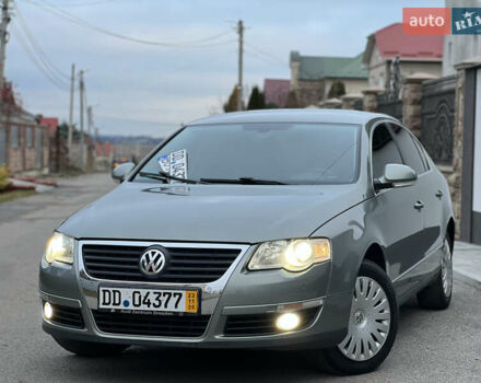 Зелений Фольксваген Пассат, об'ємом двигуна 2 л та пробігом 186 тис. км за 5199 $, фото 6 на Automoto.ua