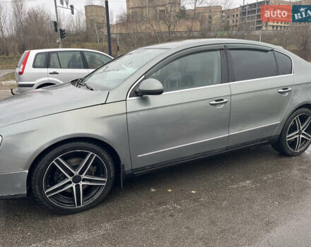 Зелений Фольксваген Пассат, об'ємом двигуна 1.98 л та пробігом 311 тис. км за 5100 $, фото 10 на Automoto.ua