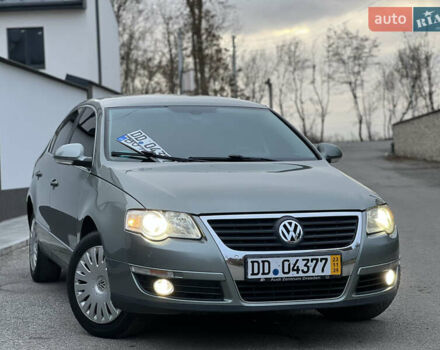 Зелений Фольксваген Пассат, об'ємом двигуна 2 л та пробігом 186 тис. км за 5199 $, фото 29 на Automoto.ua