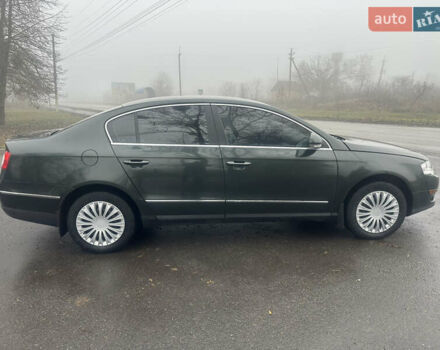 Зелений Фольксваген Пассат, об'ємом двигуна 1.98 л та пробігом 280 тис. км за 5200 $, фото 9 на Automoto.ua