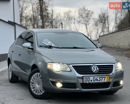 Зелений Фольксваген Пассат, об'ємом двигуна 2 л та пробігом 186 тис. км за 5199 $, фото 23 на Automoto.ua