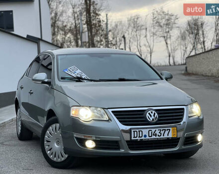 Зелений Фольксваген Пассат, об'ємом двигуна 2 л та пробігом 186 тис. км за 5199 $, фото 27 на Automoto.ua