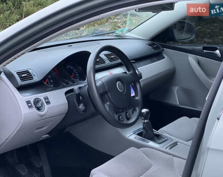 Зелений Фольксваген Пассат, об'ємом двигуна 2 л та пробігом 186 тис. км за 5199 $, фото 88 на Automoto.ua