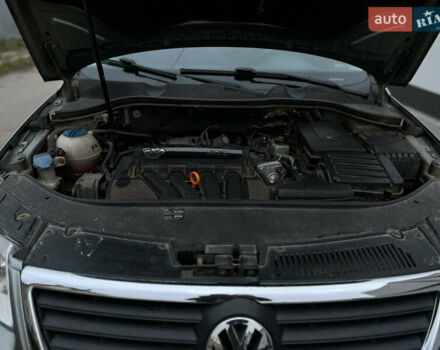 Зелений Фольксваген Пассат, об'ємом двигуна 2 л та пробігом 186 тис. км за 5199 $, фото 98 на Automoto.ua