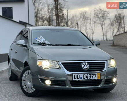 Зелений Фольксваген Пассат, об'ємом двигуна 2 л та пробігом 186 тис. км за 5199 $, фото 40 на Automoto.ua