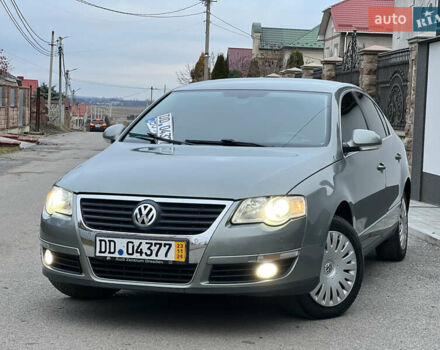 Зелений Фольксваген Пассат, об'ємом двигуна 2 л та пробігом 186 тис. км за 5199 $, фото 4 на Automoto.ua