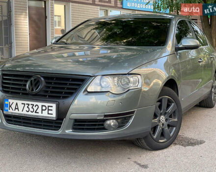 Зеленый Фольксваген Пассат, объемом двигателя 2 л и пробегом 203 тыс. км за 7400 $, фото 19 на Automoto.ua