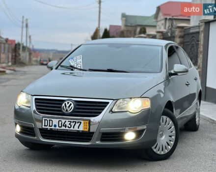 Зелений Фольксваген Пассат, об'ємом двигуна 2 л та пробігом 186 тис. км за 5199 $, фото 9 на Automoto.ua