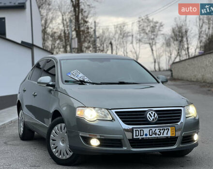 Зелений Фольксваген Пассат, об'ємом двигуна 2 л та пробігом 186 тис. км за 5199 $, фото 24 на Automoto.ua