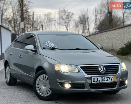 Зелений Фольксваген Пассат, об'ємом двигуна 2 л та пробігом 186 тис. км за 5199 $, фото 51 на Automoto.ua