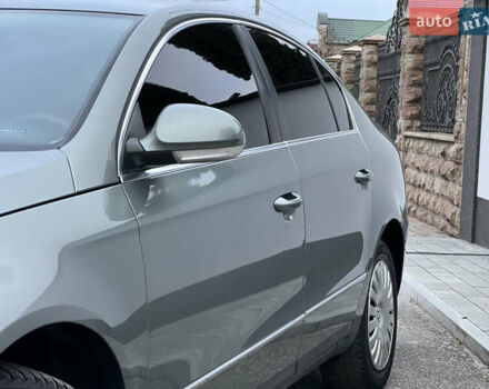 Зелений Фольксваген Пассат, об'ємом двигуна 2 л та пробігом 186 тис. км за 5199 $, фото 15 на Automoto.ua