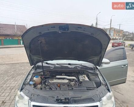 Зелений Фольксваген Пассат, об'ємом двигуна 1.98 л та пробігом 239 тис. км за 4850 $, фото 25 на Automoto.ua
