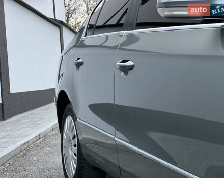 Зелений Фольксваген Пассат, об'ємом двигуна 2 л та пробігом 186 тис. км за 5199 $, фото 47 на Automoto.ua