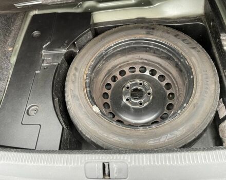 Зеленый Фольксваген Пассат, объемом двигателя 2 л и пробегом 350 тыс. км за 3750 $, фото 22 на Automoto.ua