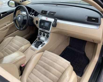 Зеленый Фольксваген Пассат, объемом двигателя 2 л и пробегом 350 тыс. км за 3750 $, фото 14 на Automoto.ua