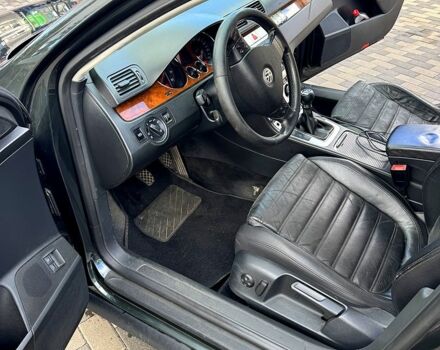 Зеленый Фольксваген Пассат, объемом двигателя 1.8 л и пробегом 306 тыс. км за 6400 $, фото 8 на Automoto.ua