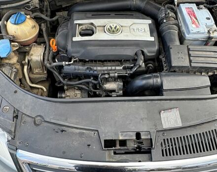 Зеленый Фольксваген Пассат, объемом двигателя 1.8 л и пробегом 306 тыс. км за 6400 $, фото 11 на Automoto.ua