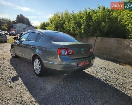 Зелений Фольксваген Пассат, об'ємом двигуна 2 л та пробігом 247 тис. км за 6500 $, фото 2 на Automoto.ua