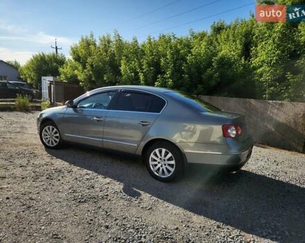 Зелений Фольксваген Пассат, об'ємом двигуна 2 л та пробігом 247 тис. км за 6500 $, фото 3 на Automoto.ua