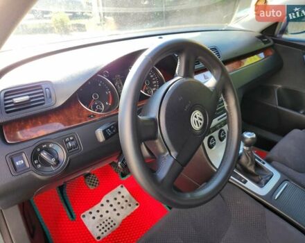 Зелений Фольксваген Пассат, об'ємом двигуна 2 л та пробігом 247 тис. км за 6500 $, фото 18 на Automoto.ua