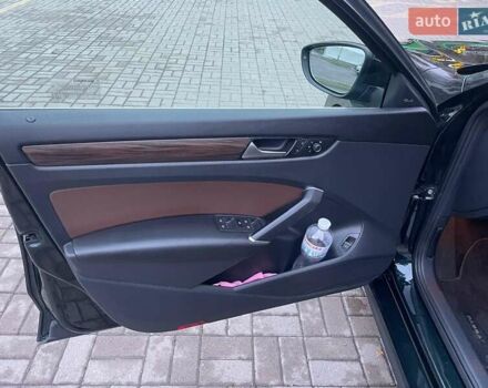 Зеленый Фольксваген Пассат, объемом двигателя 2 л и пробегом 54 тыс. км за 25000 $, фото 4 на Automoto.ua