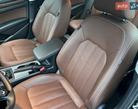 Зеленый Фольксваген Пассат, объемом двигателя 2 л и пробегом 54 тыс. км за 25000 $, фото 3 на Automoto.ua