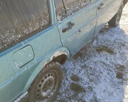 Зелений Фольксваген Пассат, об'ємом двигуна 1.6 л та пробігом 270 тис. км за 650 $, фото 10 на Automoto.ua