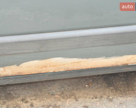 Зеленый Фольксваген Пассат, объемом двигателя 1.8 л и пробегом 250 тыс. км за 2200 $, фото 4 на Automoto.ua