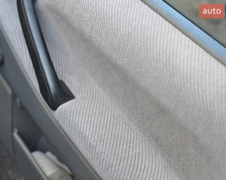 Зеленый Фольксваген Пассат, объемом двигателя 1.8 л и пробегом 250 тыс. км за 2200 $, фото 12 на Automoto.ua