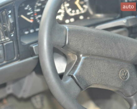 Зеленый Фольксваген Пассат, объемом двигателя 1.8 л и пробегом 250 тыс. км за 2200 $, фото 13 на Automoto.ua