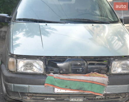 Зеленый Фольксваген Пассат, объемом двигателя 1.8 л и пробегом 250 тыс. км за 2200 $, фото 19 на Automoto.ua