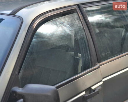 Зеленый Фольксваген Пассат, объемом двигателя 1.8 л и пробегом 250 тыс. км за 2200 $, фото 3 на Automoto.ua